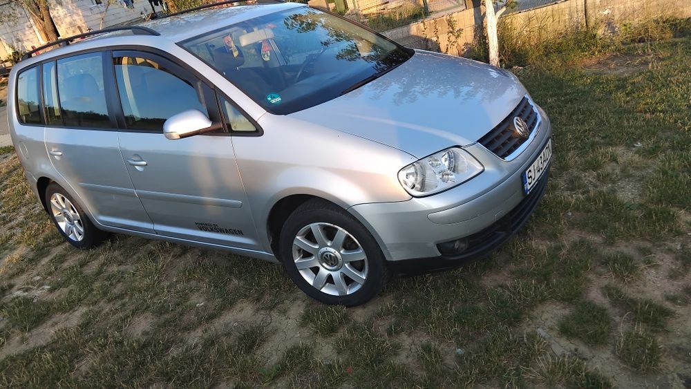 VOLKSWAGEN Touran 2005 — imagine 4