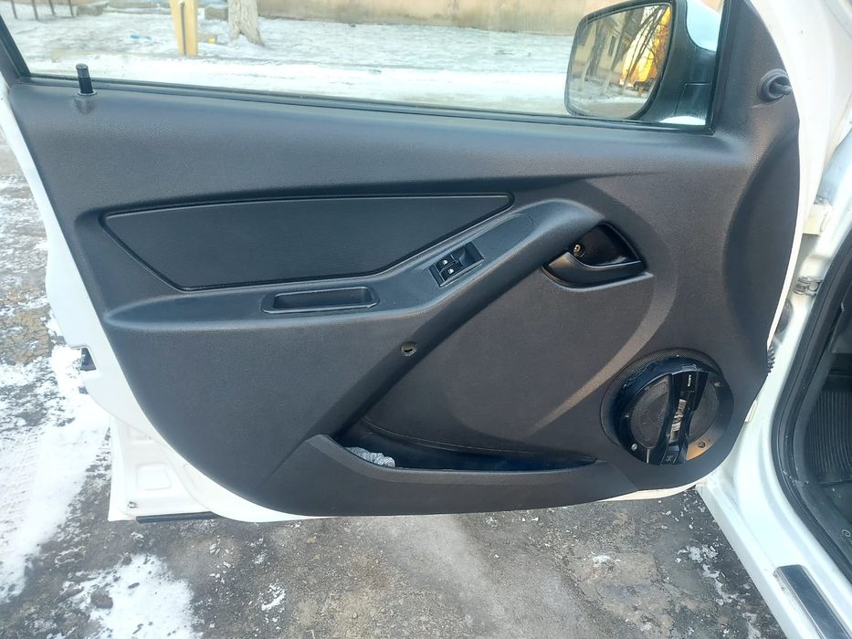 Продам машину Лада гранта