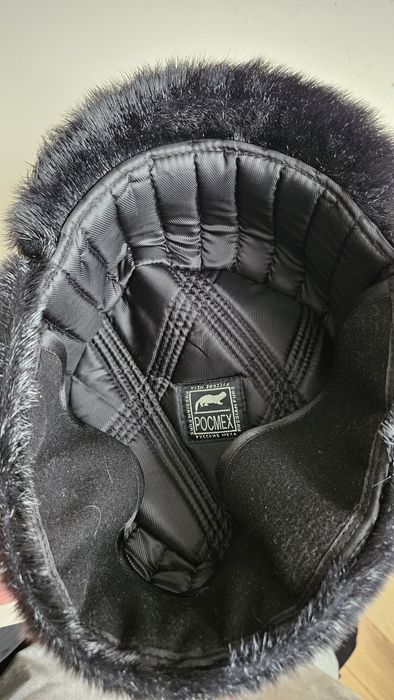 Черная шапка норковая