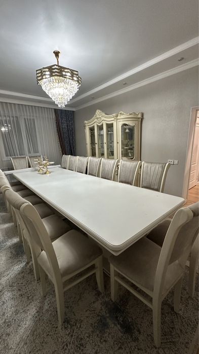 Стол 4м  стулья 18шт