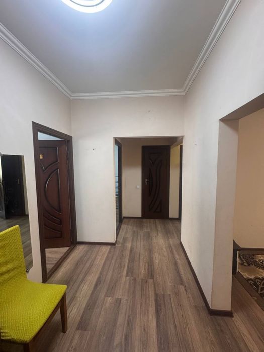 Продам 4-комнатную квартиру Сергели 2 на пятом этаже 4/5/5