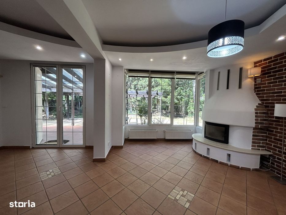 Resedinta 5 camere, cu Padure Privata, Paradisul Verde, teren 1735mp