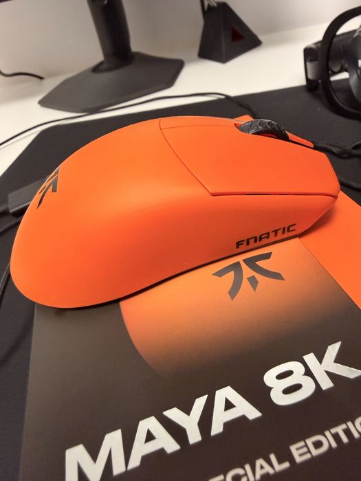 Vand mouse lamzu maya x 8k