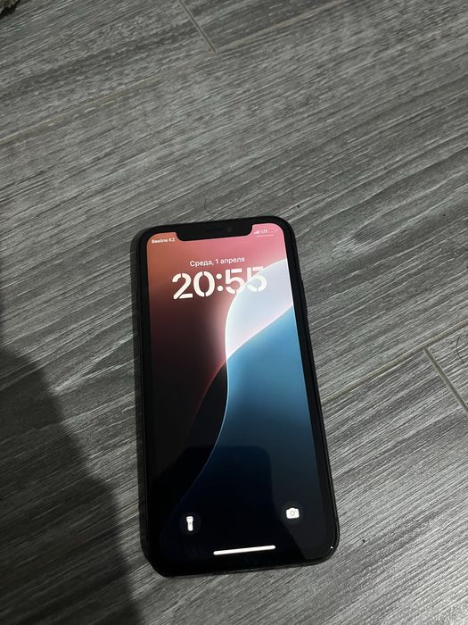 Продаю iPhone 11