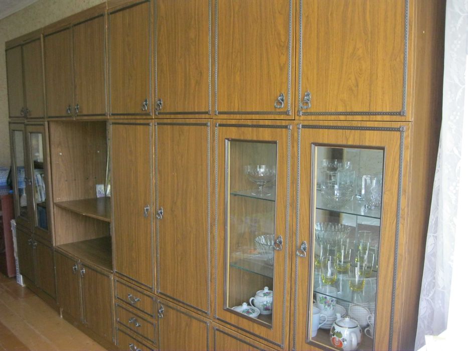 Продам  корпусную мебель