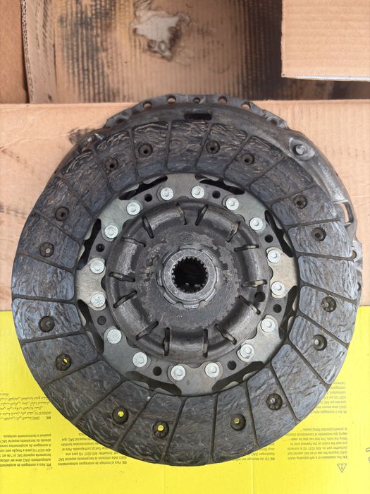 Съединител комплект маховик на ЛУК за 2.0 Голф5