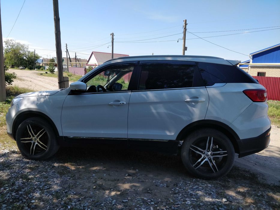 Продам Lifan X70