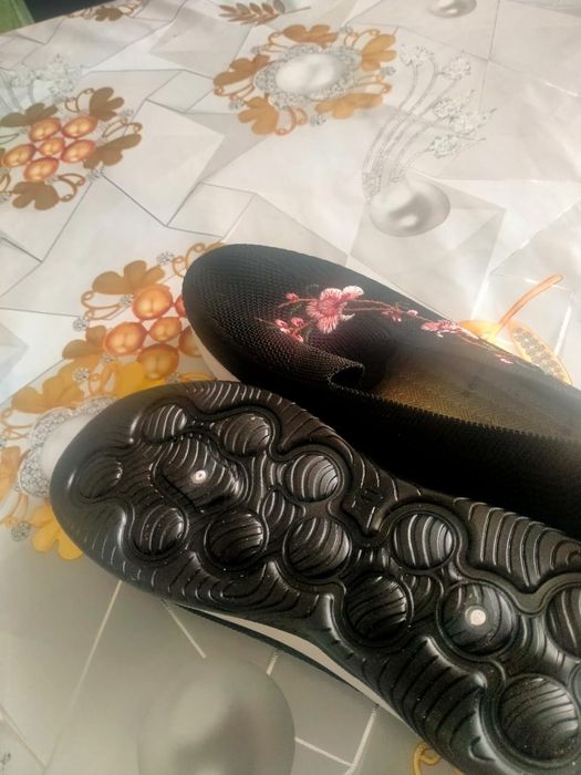 Летняя женская обувь