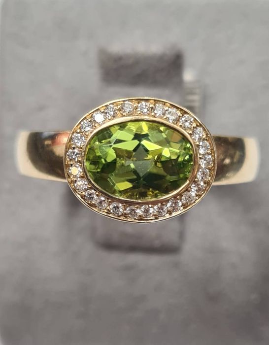 Inel din aur galben 14k, cu peridot natural si diamante naturale,