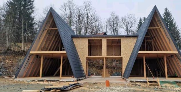 Vindem cabane tip A-frame