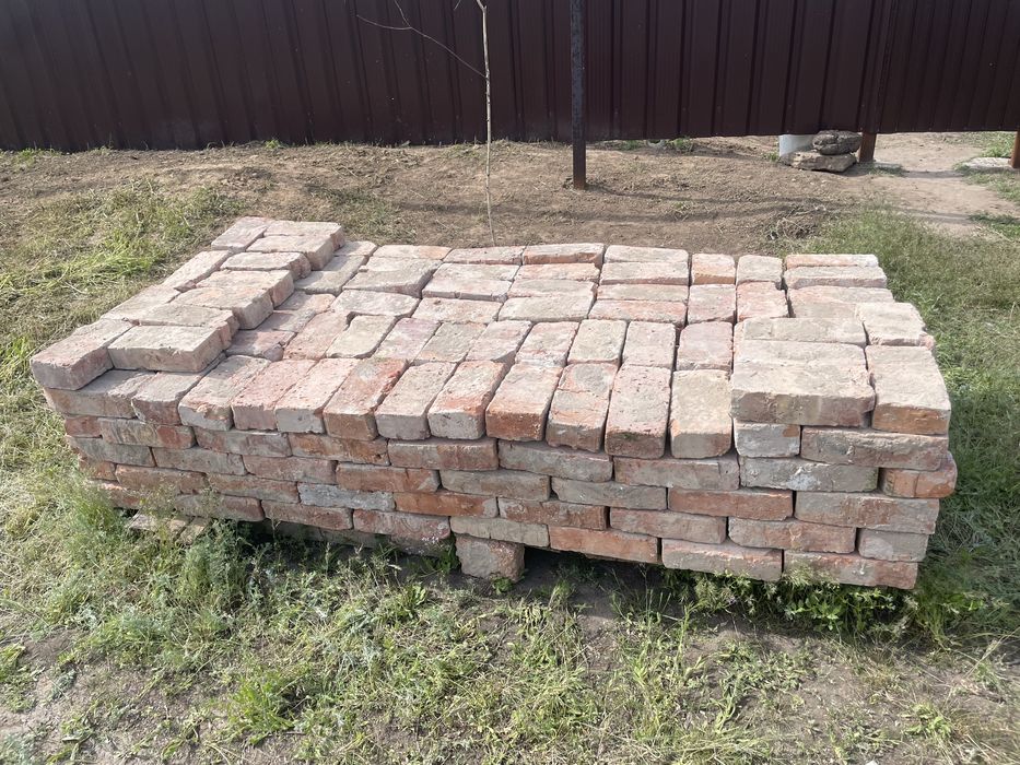 Продам красные кирпичи