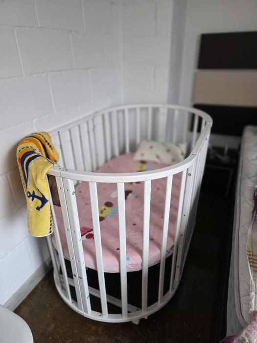 Детская кроватка-трансформер с матрасами (до 3 лет)