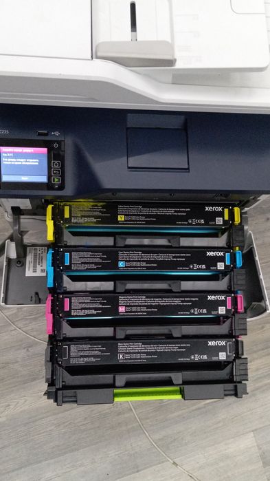 Принтер лазерный  МФУ xerox c235