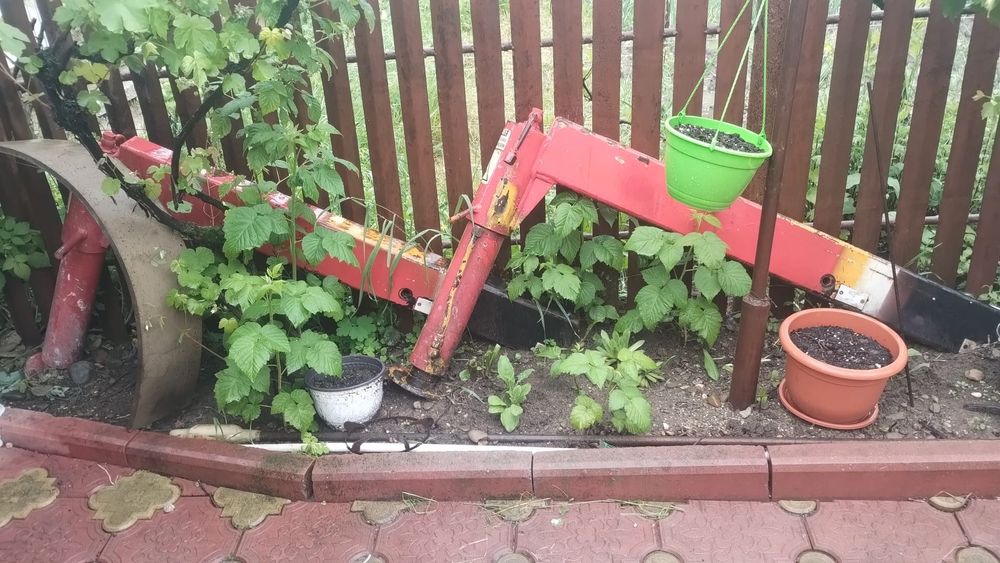 vand piese automacara