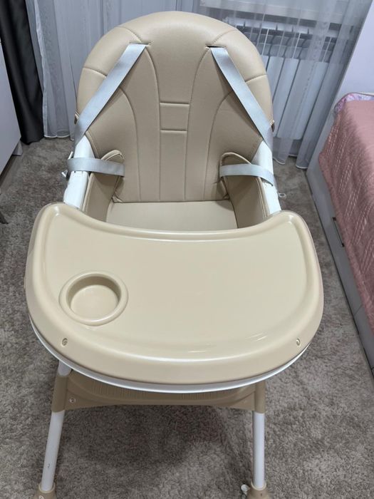 Детский стульчик для кормления