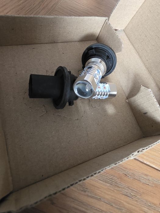 Set 2 becuri LED PWY24W / PW24W - Semnalizare față (Skoda Octavia 3, etc.)