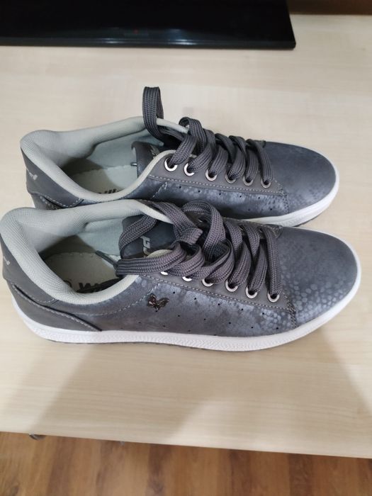 Vând încălțări damă