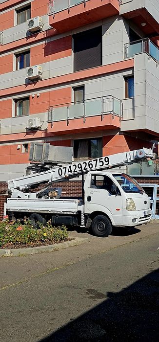 Inchiriez lift exterior