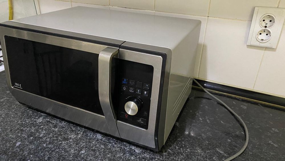 Микроволновка Samsung