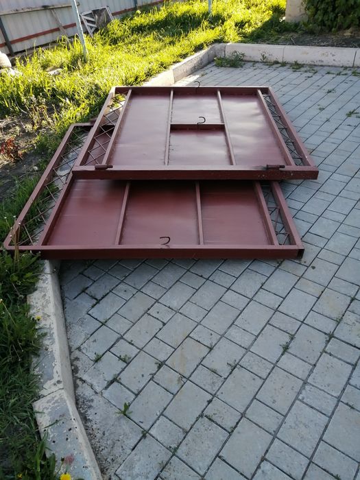 Распашные варота для колитки
