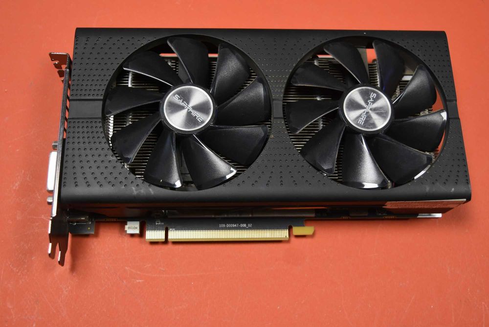 Видео карта SAPPHIRE Pulse Radeon RX 580 8GB - перфектна