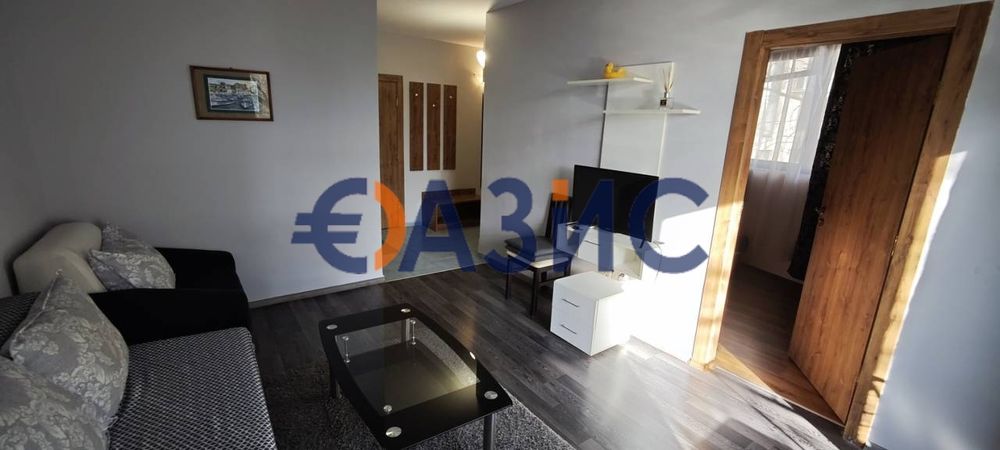 Продава се Двустаен апартамент в к.к. Слънчев бряг - 62 кв.м за 699 €/кв.м - Снимка #4