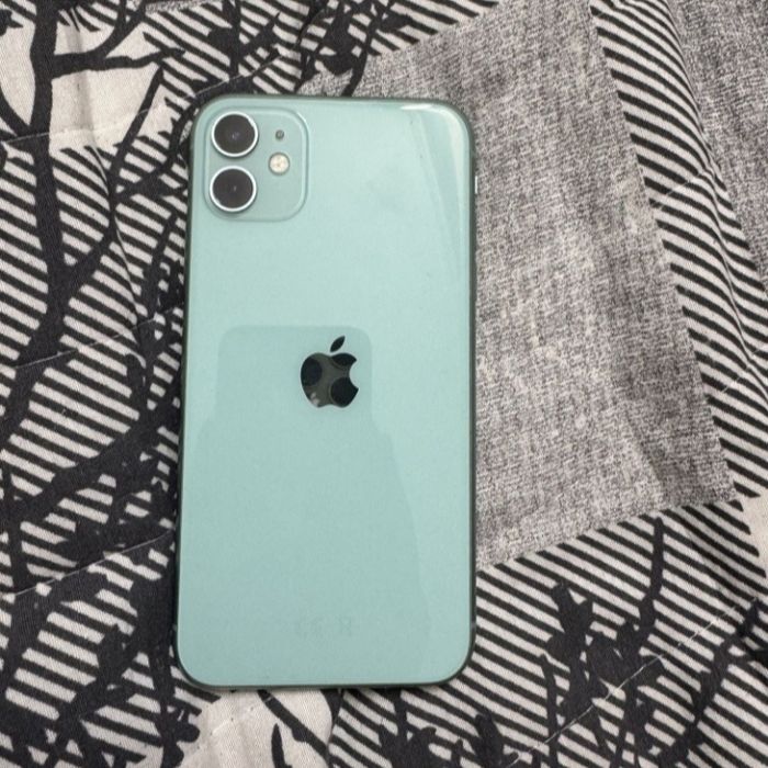 Айфон 11 128 Гб без ремонта состояние хорошее