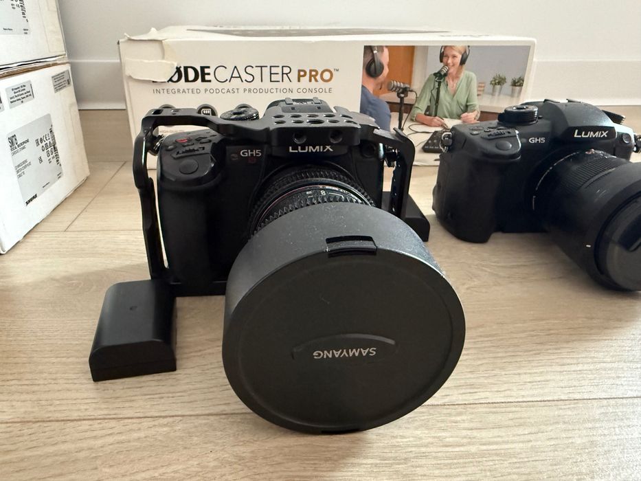 Panasonic GH5s + Obiectiv Samyang
