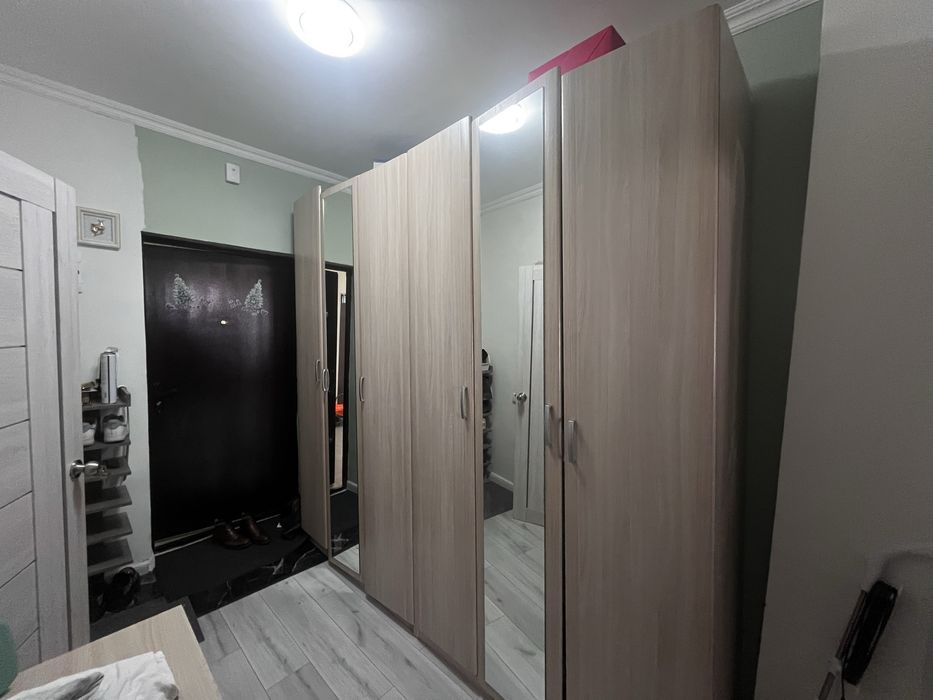 Продам Шкаф срочно