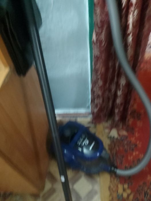 Пылесос б/у  хорошим состояний