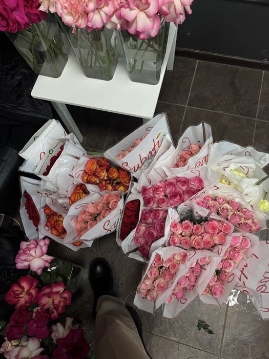 Розы по 600тг