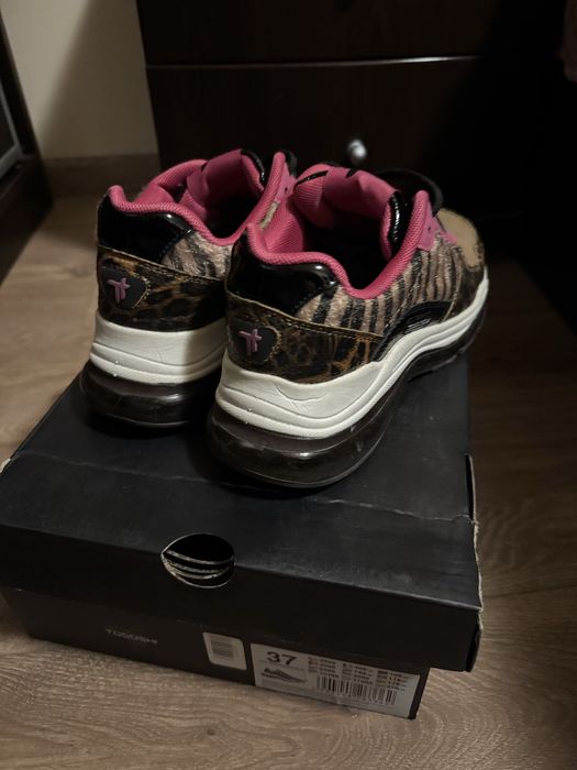 дамски маратонки tamaris