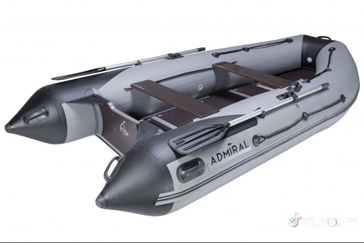 Продам лодку Адмирал 3-40