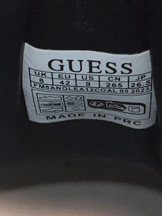 Adidasi negri Guess