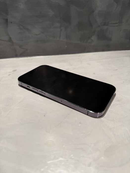 КАТО ЧИСТО НОВ Iphone 14 Pro Purple