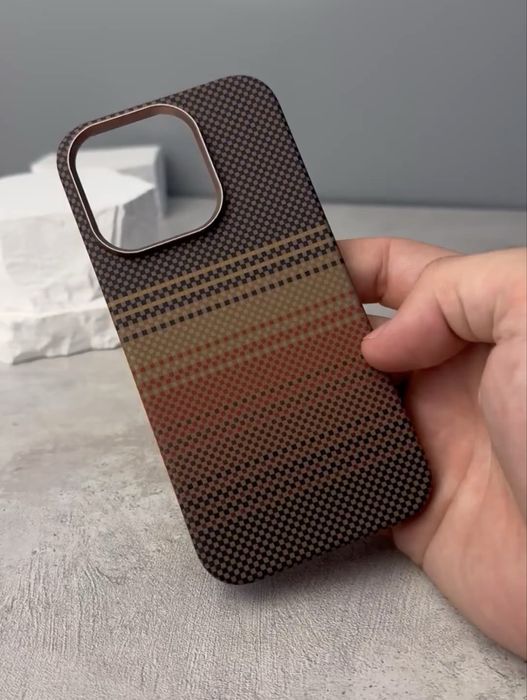 Чехол на Iphone 15 pro