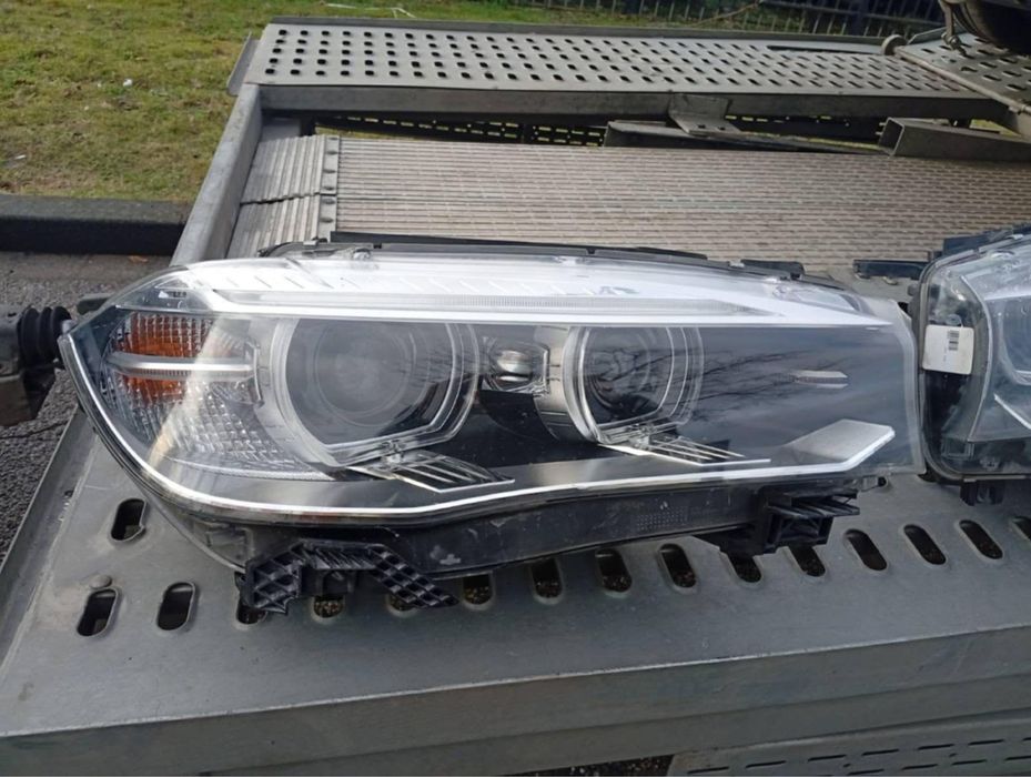 Фарове X5 F15 Ксенон