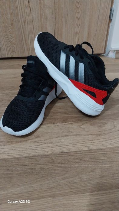 Adidasi originali Adidas Nr.42