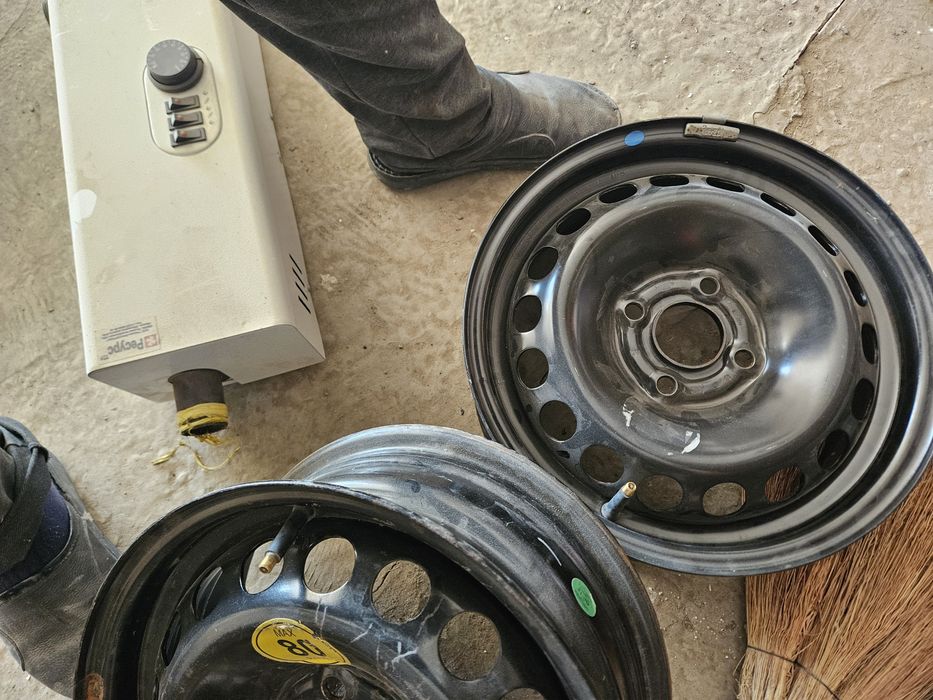 Кобалт 14 R дискалари сотилади. Холати  янги GM оргинал