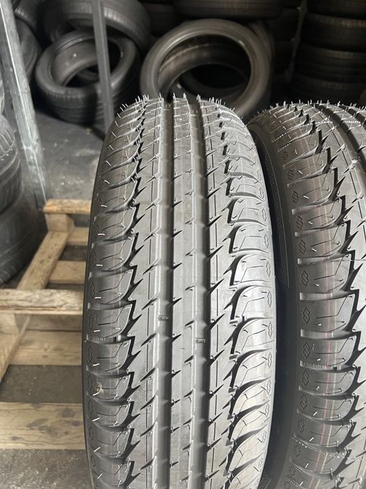2 anvelope de vara 185/70/14 Kleber profil Nou!