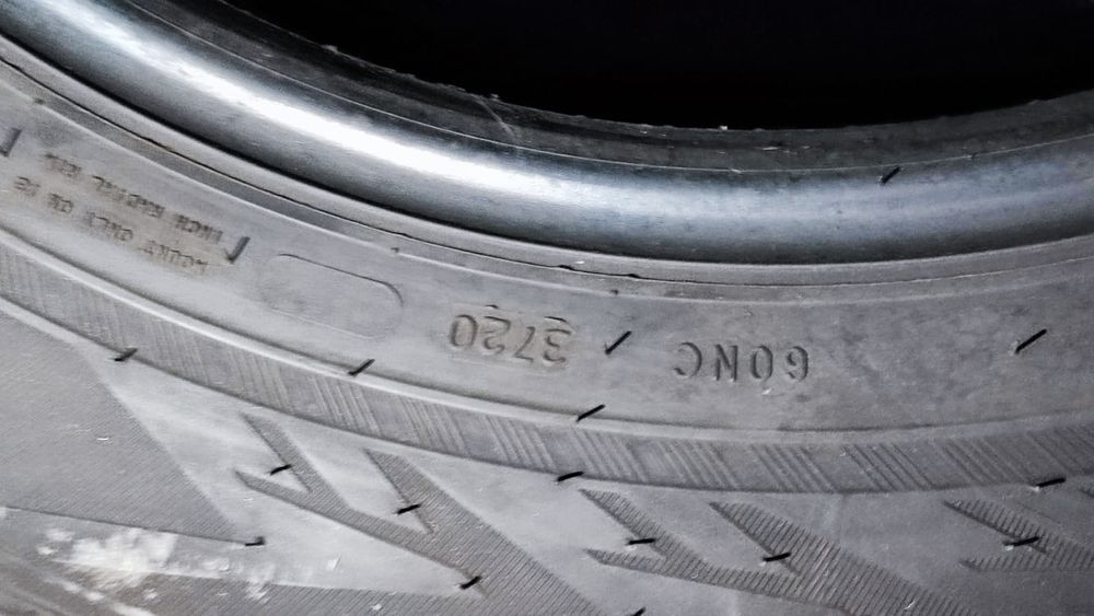 Anvelope iarnă 225/60/18