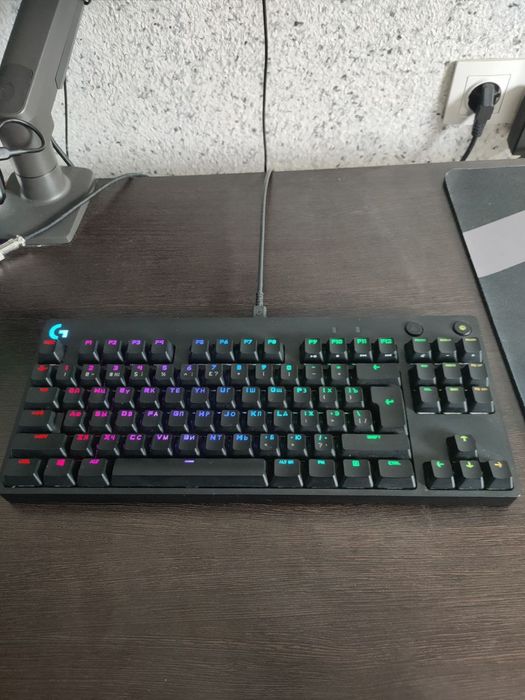 Клавиатура Logitech G Pro Mechanical Gaming черный