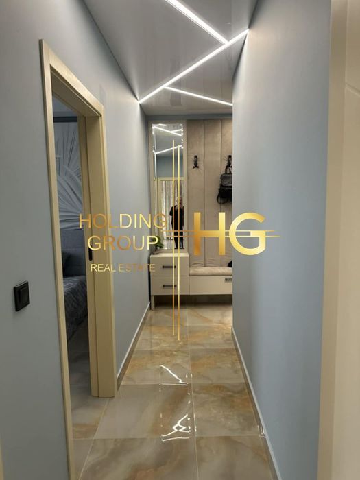 Продава се Двустаен апартамент в Варна, Бриз - 63 кв.м за 3572 €/кв.м - Снимка #9