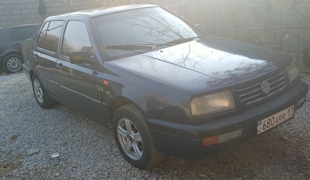 Авто Volkswagen vento