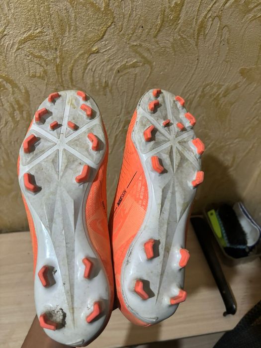 Бутсы: найкфантомвеном