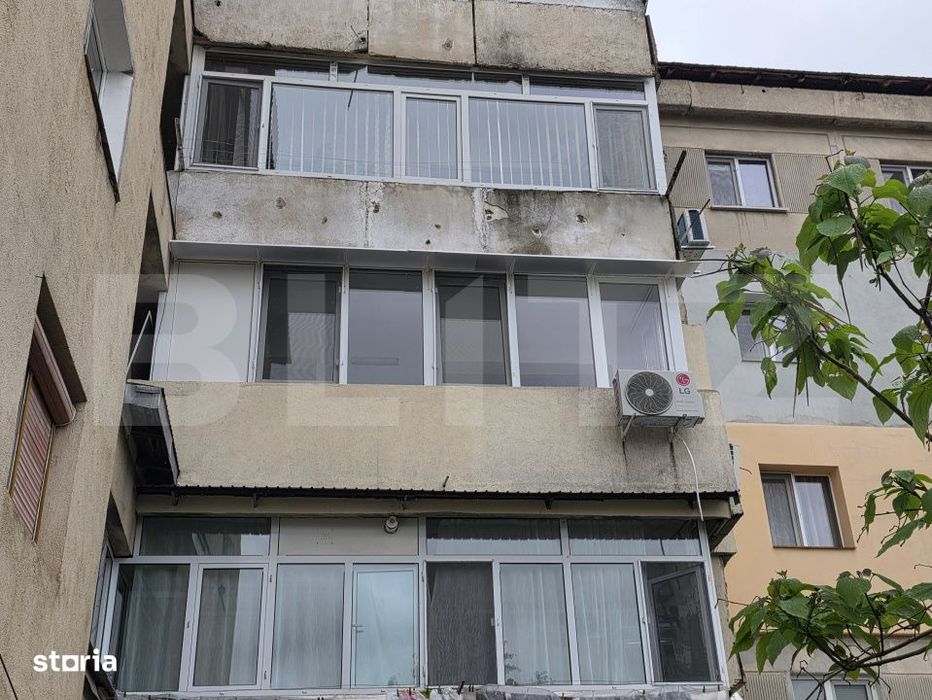 Apartament 3 camere, 80 mp, zona Micro 12