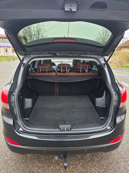 HYUNDAI ix35 2011 — imagine 2