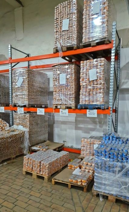 Rafturi metalice pentru depozitare