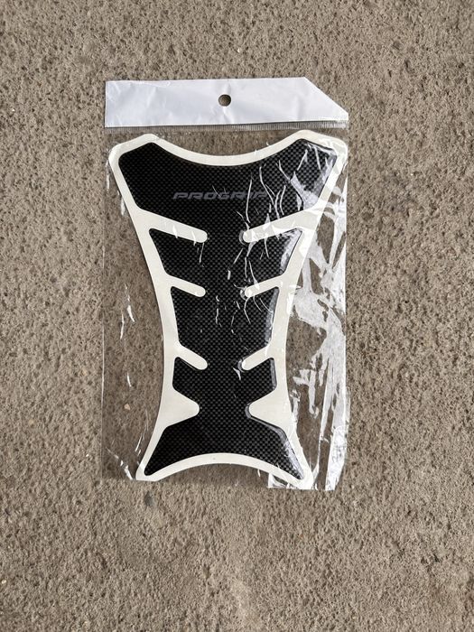 Stiker protectie rezervor moto