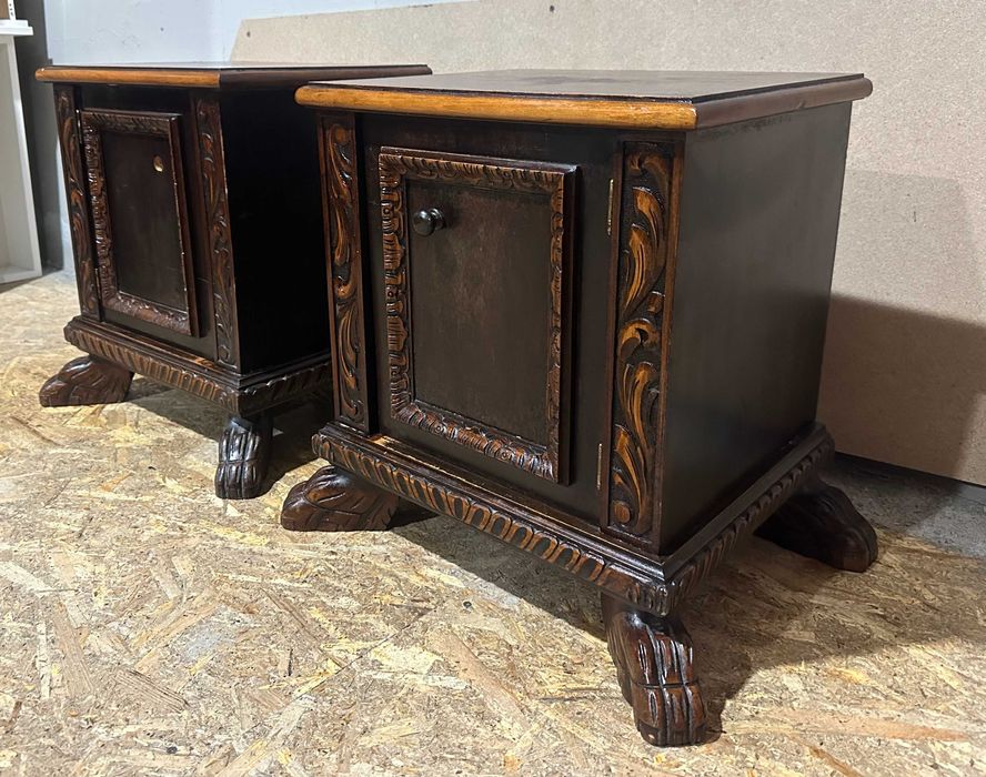 2 buc Noptiera Vintage din lemn Stil Neo Baroc cu elemente sculptate
